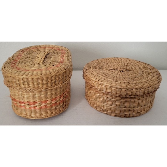 VTG Lot of 3 Oval w/stripe 2 Round Sweetgrass Natural Baskets with Lids Trinket - Picture 7 of 8